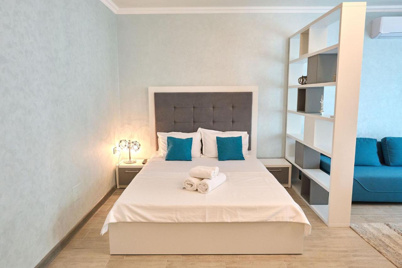 Moonlight Studio - Spa N Pools Beach Resort Mamaia Exterior foto